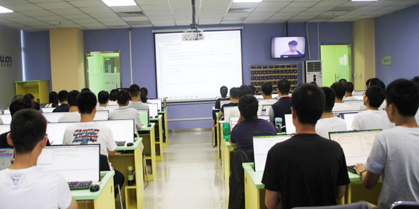 課程學(xué)習(xí)