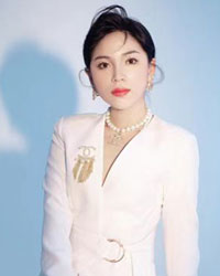 張培培