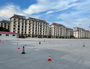 室外訓(xùn)練場