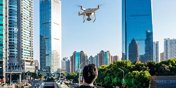 無人機