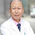 邱根全