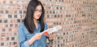 看書