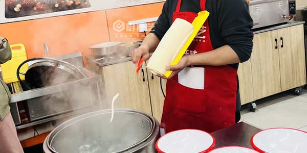 學(xué)員削面