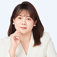 李伶