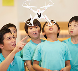 學(xué)習(xí)無人機(jī)操作