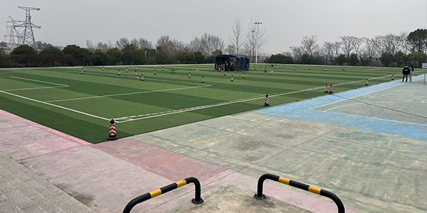 飛行場地
