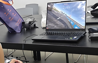 壹號翼無人機模擬室