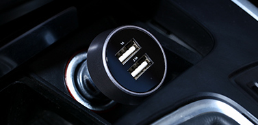 車載充電器