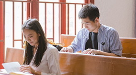 原版教材結(jié)合