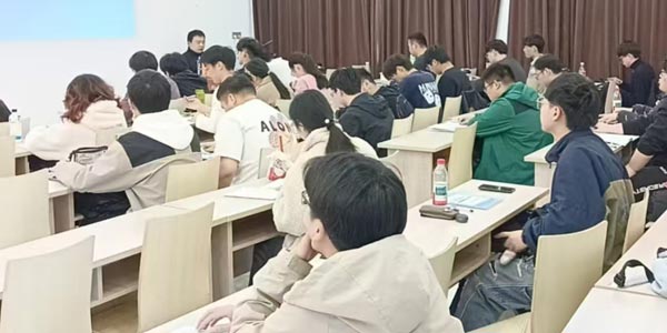 教室