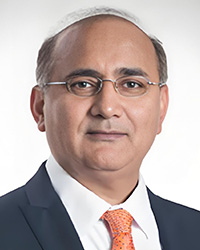 Dinesh J. Sharma老師