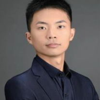 李光超