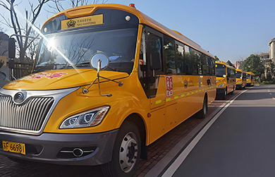 諾德校車