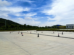 訓(xùn)練場地