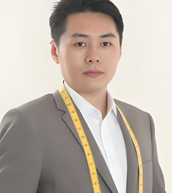 譚興明