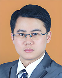 龍炎飛老師