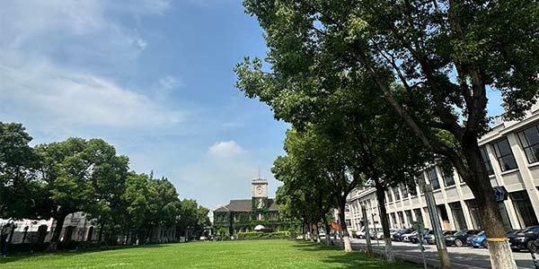 寶山飛行基地