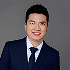 白云偉