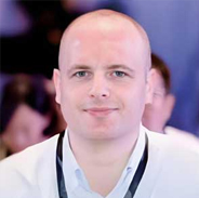 Dr.Simon lley