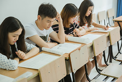 模擬考試
