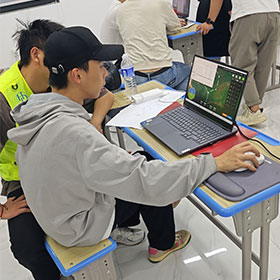 理論學習現(xiàn)場