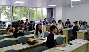 老師授課