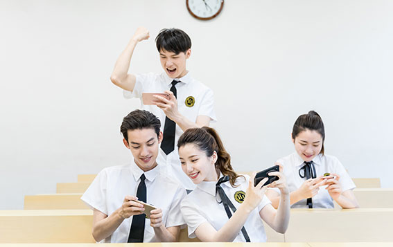 《保卫萝卜》游戏