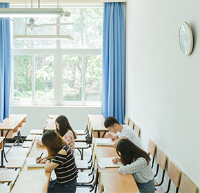 開設(shè)班型