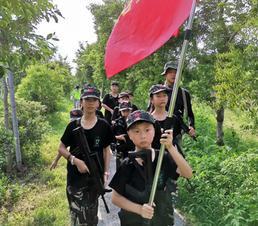 為什么選擇東莞乾成夏令營(yíng)