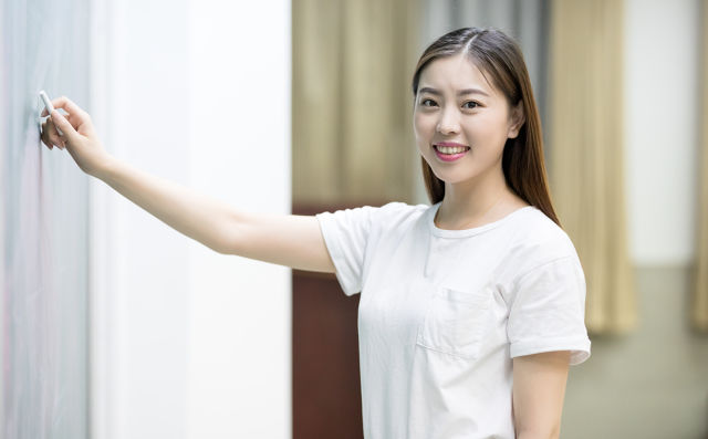 英語教學(xué)新理念與方法