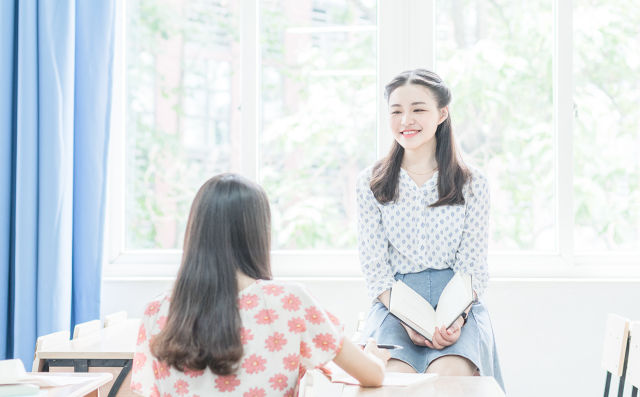專業(yè)商務(wù)禮儀提升