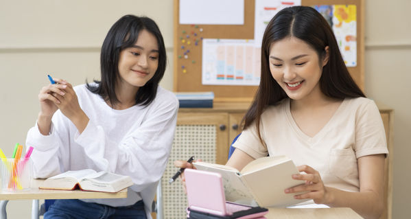 互動英語，經驗陪伴