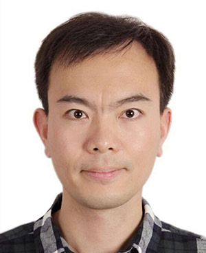 何老師