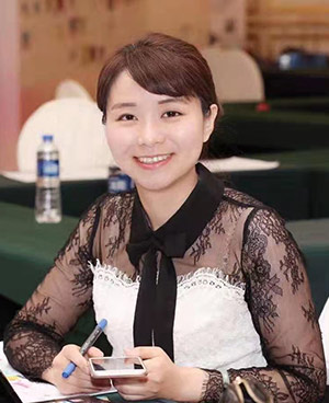 李躍