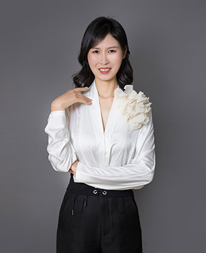 邱華