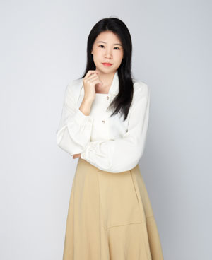何美靈