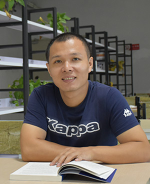 曹桂林