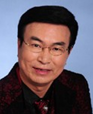 王保華