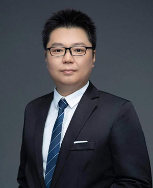 嚴巖