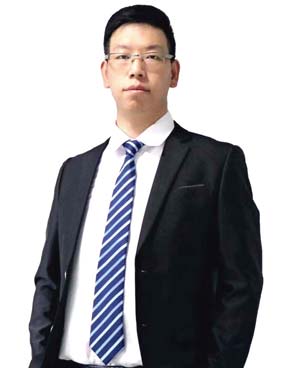何老師