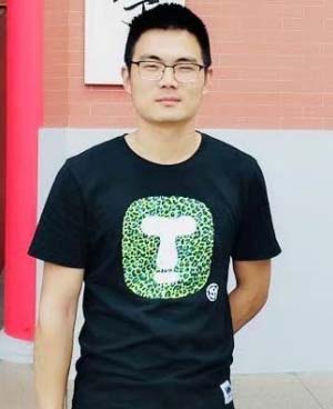 姚江偉