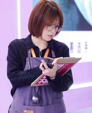 葉麗君