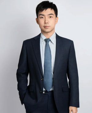 梁言
