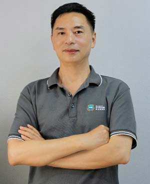 周新榮老師