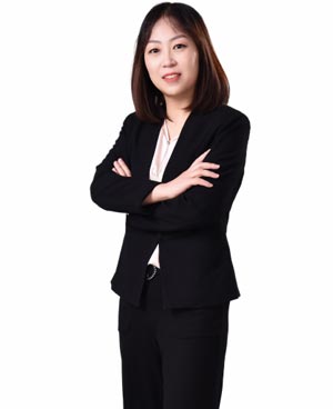牛麗芳