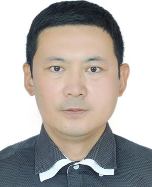 馮啟隆