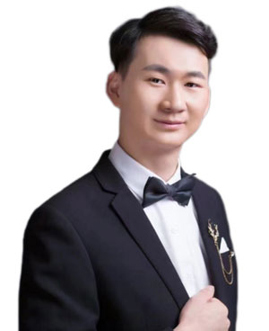 周澤年