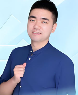 李超