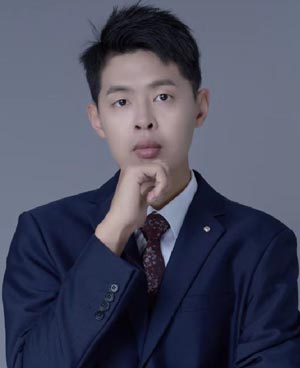 傅何嘉