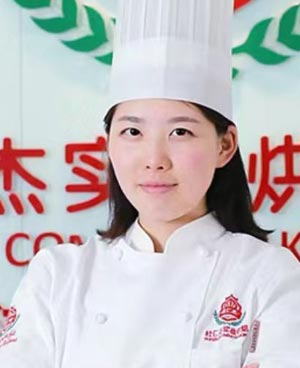曹雅婷